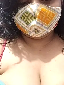 BigAssSarah online show from September 30, 2025, 10:04 pm