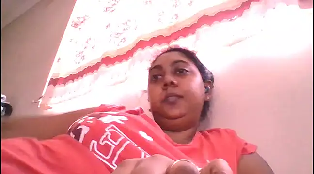 Snapshot of Indian_Ruby99 chatting on March 18, 2025, 6:03 am Indian Ruby99 online show from March 18, 2025, 6:03 am