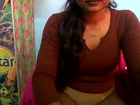 Snapshot of Barbie_183 chatting on June 22, 2026, 5:37 am Barbie 183 online show from June 22, 2026, 5:37 am