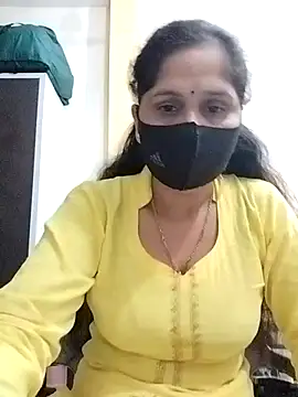 priyancyfun online show from March 17, 2026, 4:43 pm