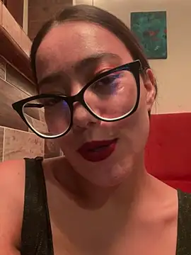 MadameNat online show from March 17, 2025, 3:03 am