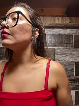 MadameNat online show from March 22, 2025, 4:14 am