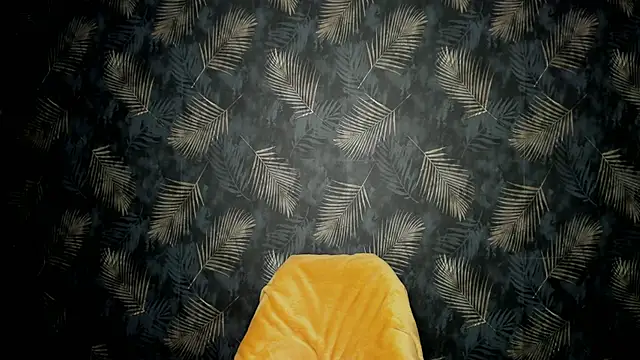 Snapshot of NNNoire chatting on January 8, 2025, 5:59 pm NNNoire online show from January 8, 2025, 5:59 pm