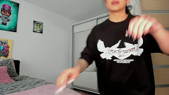 Snapshot of NNNoire chatting on March 9, 2025, 7:12 am NNNoire online show from March 9, 2025, 7:12 am