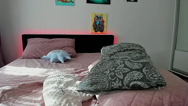 Snapshot of NNNoire chatting on March 11, 2025, 8:30 am NNNoire online show from March 11, 2025, 8:30 am