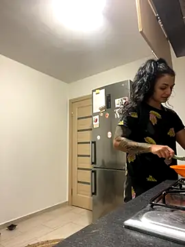 Snapshot of NNNoire chatting on October 16, 2025, 10:16 am NNNoire online show from October 16, 2025, 10:16 am