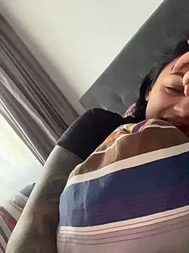 NNNoire online show from November 15, 2025, 6:11 am