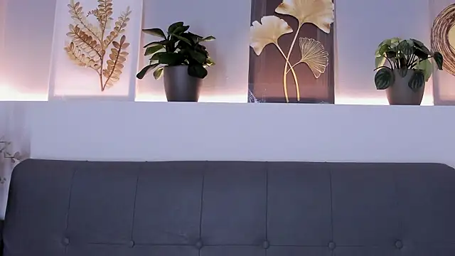 sara  jones gh online show from February 25, 2026, 6:17 pm