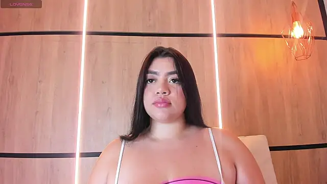 ashlyn parker online show from December 13, 2025, 8:14 pm