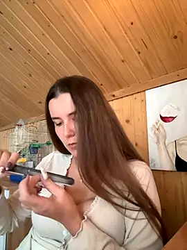 mewKate online show from October 24, 2025, 1:18 pm