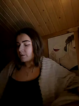 mewKate online show from November 26, 2025, 6:09 pm