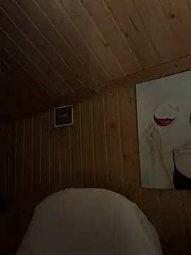 mewKate online show from February 2, 2026, 5:44 pm