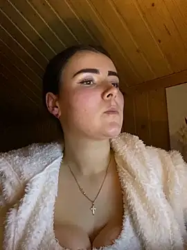 mewKate online show from March 18, 2026, 6:11 pm