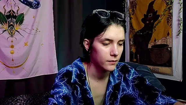 Snapshot of Hyeon_Jin chatting on January 20, 2025, 12:36 am Hyeon Jin online show from January 20, 2025, 12:36 am