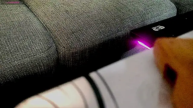 wawarruis online show from September 9, 2025, 3:44 pm