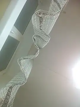 Lauren Amabel online show from April 2, 2026, 8:17 pm