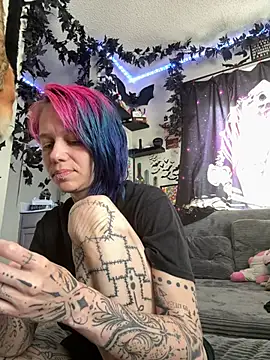 trashbrat online show from May 5, 2026, 8:17 pm