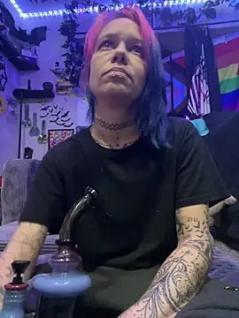 trashbrat online show from May 7, 2026, 1:33 am