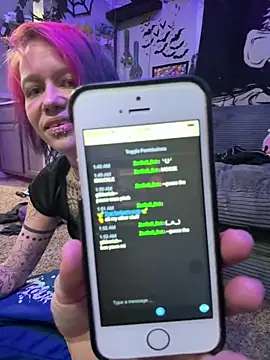 trashbrat online show from May 28, 2026, 6:54 am