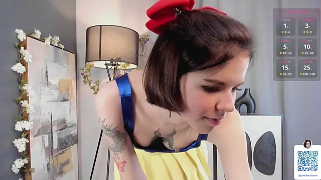 OdiliaHartnell online show from January 25, 2025, 6:13 pm