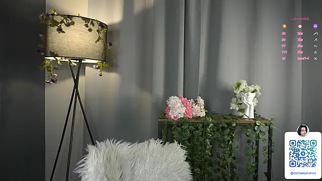 OdiliaHartnell online show from March 11, 2025, 5:02 pm