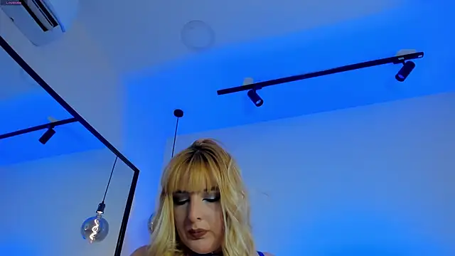 Blue Angell online show from September 13, 2025, 11:37 pm