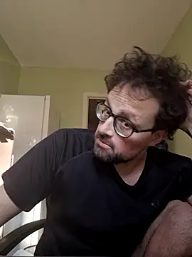 Snapshot of littlehairyman chatting on March 4, 2025, 2:32 pm littlehairyman online show from March 4, 2025, 2:32 pm