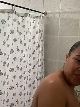 Snapshot of giselao chatting on February 22, 2025, 5:57 pm giselao online show from February 22, 2025, 5:57 pm