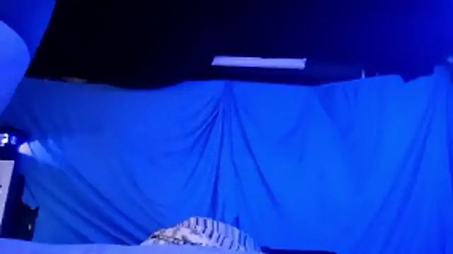 Snapshot of hesjustafriend chatting on January 13, 2026, 7:13 am hesjustafriend online show from January 13, 2026, 7:13 am