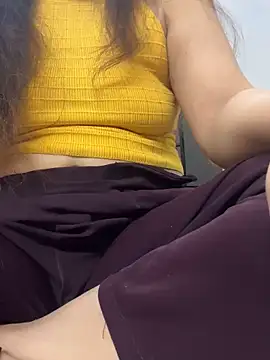 Red-Magic-25 online show from January 21, 2025, 9:46 am