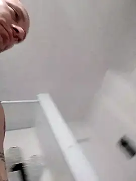 Snapshot of jayjay198080 chatting on March 20, 2025, 1:37 pm jayjay198080 online show from March 20, 2025, 1:37 pm