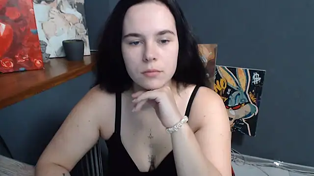 mini girly online show from July 3, 2026, 12:55 pm