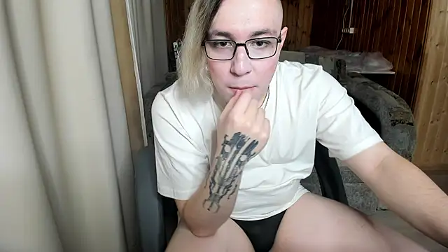 Snapshot of ScanDarky chatting on January 7, 2025, 10:54 am ScanDarky online show from January 7, 2025, 10:54 am