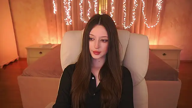 Marmeladkaaa online show from February 5, 2026, 2:43 pm