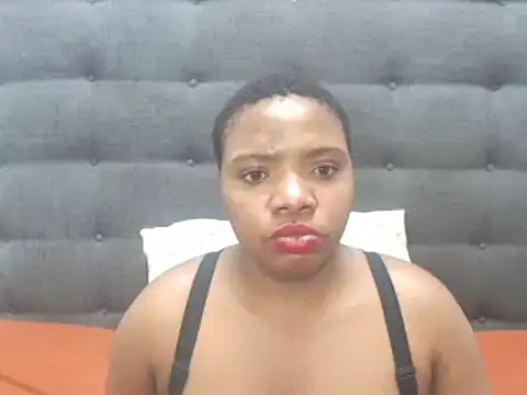 Snapshot of Devinexboobs2 chatting on March 1, 2025, 9:18 am Devinexboobs2 online show from March 1, 2025, 9:18 am