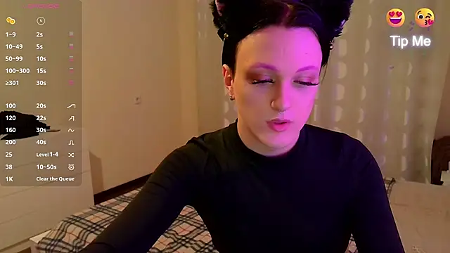 DianaRadrigo online show from January 22, 2025, 6:20 pm