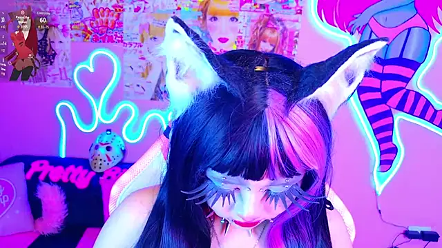 LaytonBox online show from March 14, 2025, 12:32 am