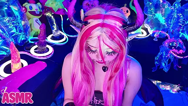 LaytonBox online show from January 17, 2026, 1:05 pm