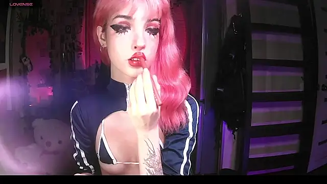 Ink  pleasure online show from September 26, 2025, 10:14 pm