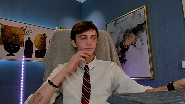 John Weasley online show from November 30, 2025, 1:59 pm