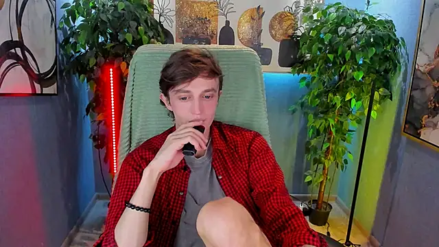 John Weasley online show from December 18, 2025, 1:39 pm