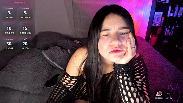 Snapshot of lilihot_ chatting on May 17, 2026, 5:27 am lilihot online show from May 17, 2026, 5:27 am