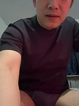 zxb757369 online show from February 27, 2025, 12:02 pm