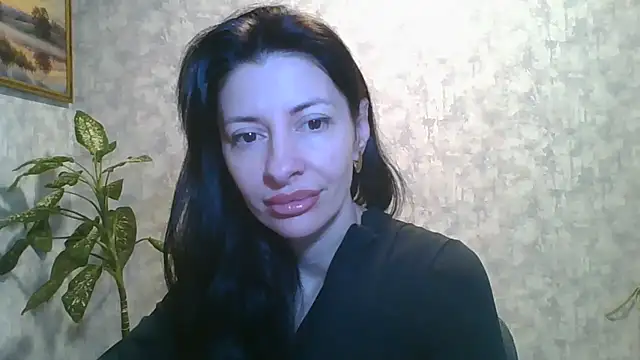 LissaBlossom online show from April 12, 2026, 3:33 am