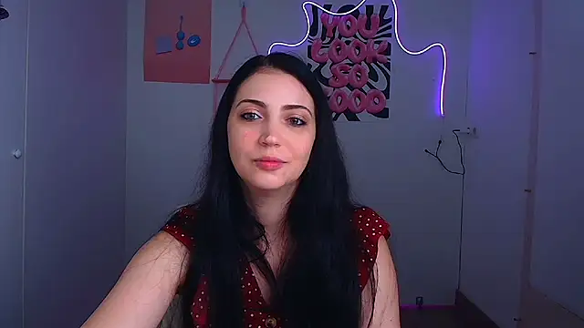 Snapshot of Amalia_amor chatting on June 30, 2026, 5:41 am Amalia amor online show from June 30, 2026, 5:41 am