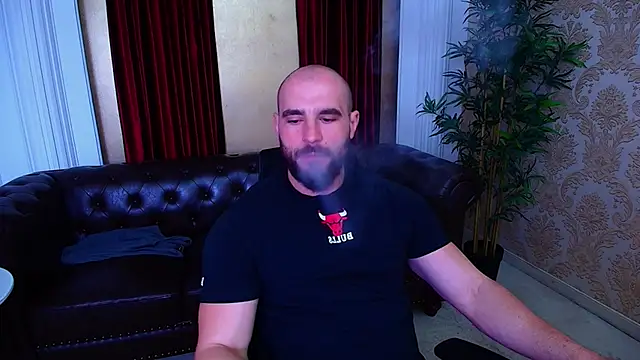 AdamJamesonn online show from October 24, 2025, 4:53 am