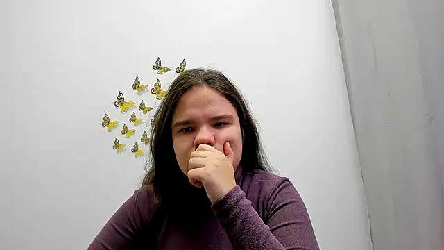 AdeleCruz online show from January 15, 2025, 8:20 am