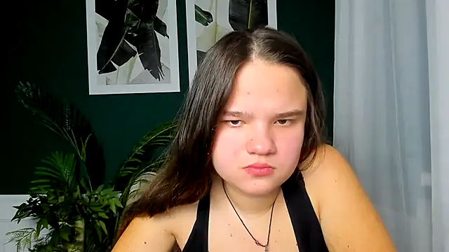 Snapshot of AdeleCruz chatting on February 20, 2026, 1:11 pm AdeleCruz online show from February 20, 2026, 1:11 pm