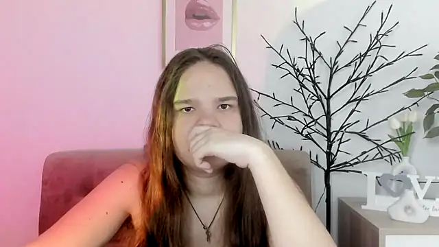 Snapshot of AdeleCruz chatting on May 22, 2026, 12:00 pm AdeleCruz online show from May 22, 2026, 12:00 pm