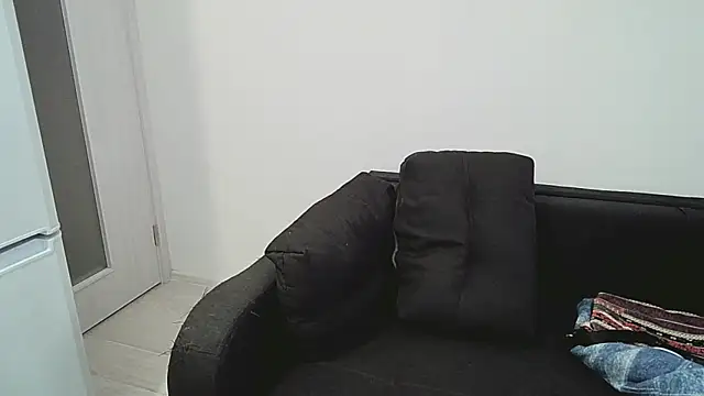 viamen online show from February 15, 2026, 5:59 am